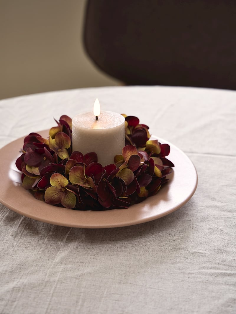 Artificial hydrangea wreath - Bordeaux - image 2